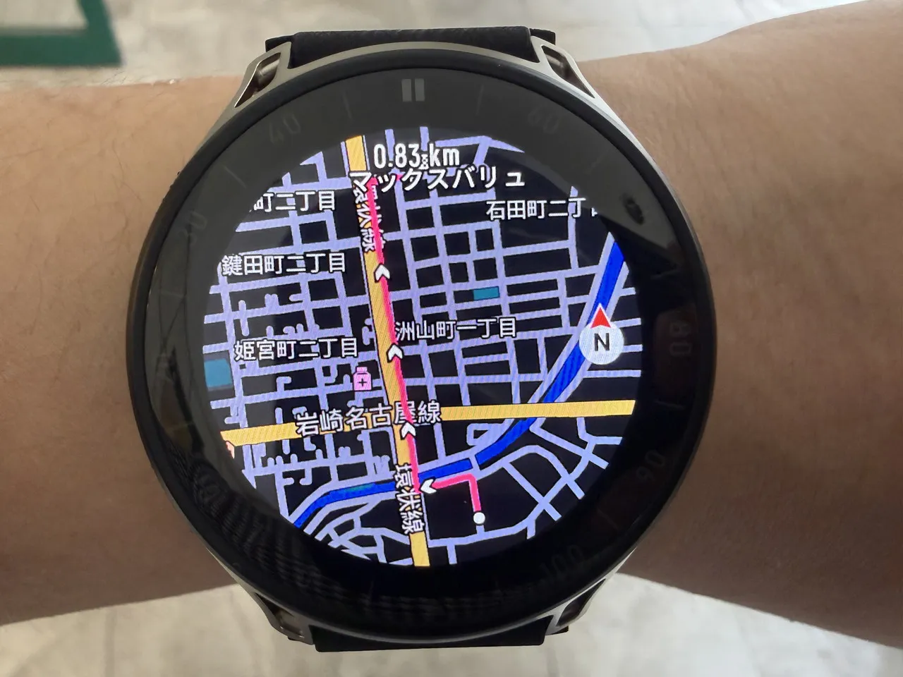 Amazfit Cheetah 2 Proでナビ画面を起動している