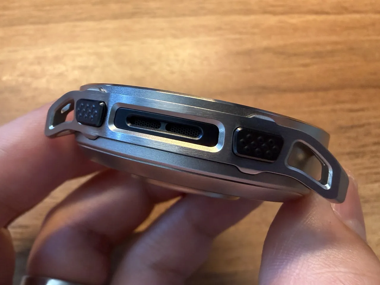 Amazfit Cheetah 2 Ultraの右側ボタン