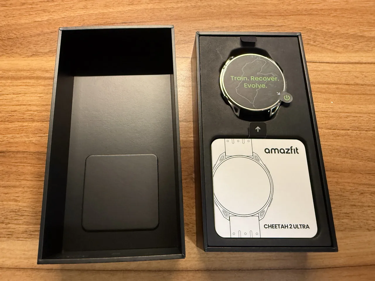 Amazfit Cheetah 2 Ultraの箱を開けた