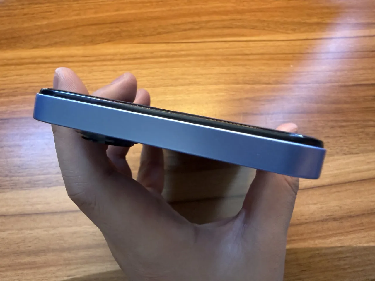 Blackview WAVE 10Cの上部