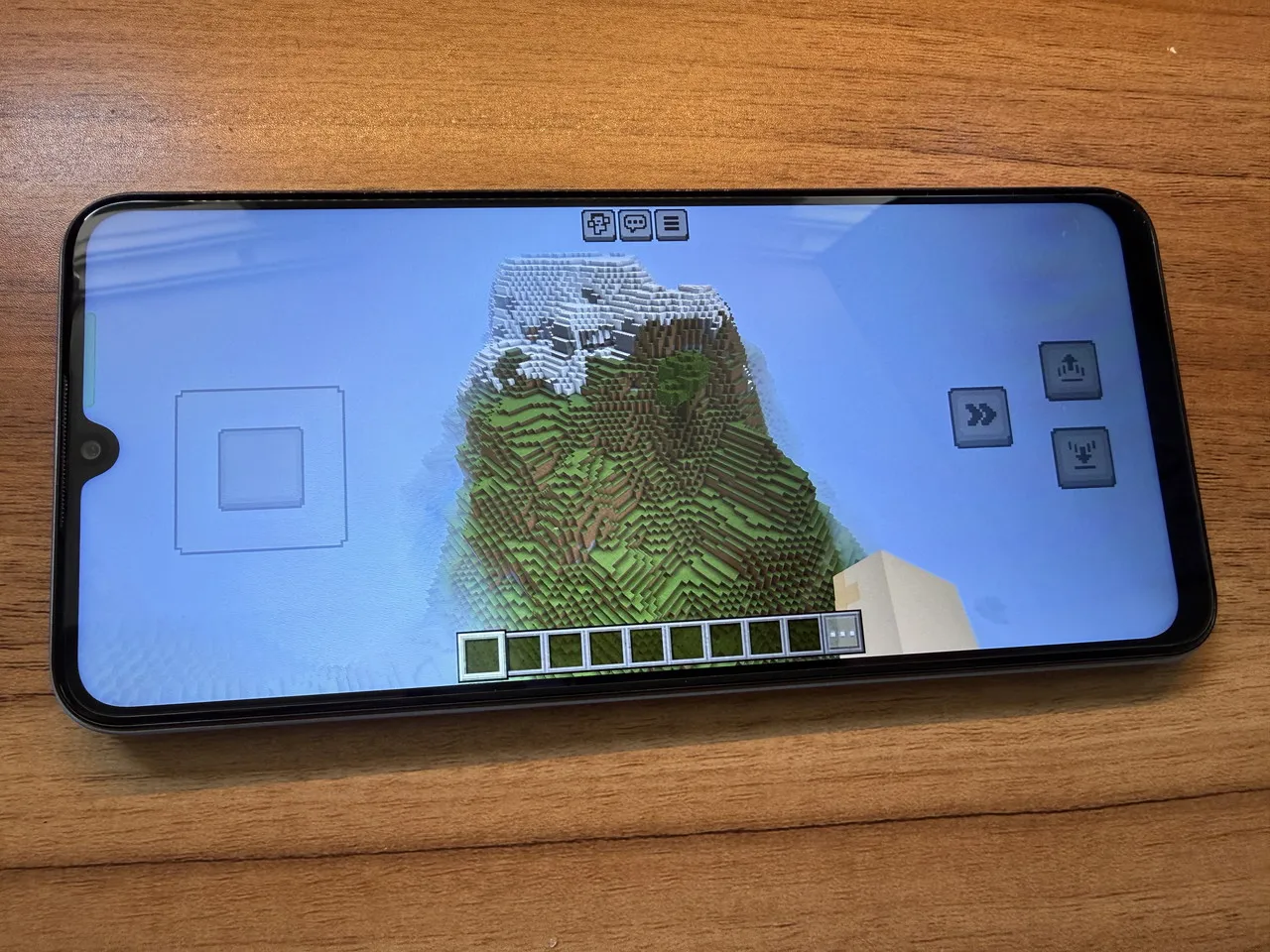 Blackview WAVE 10Cでマインクラフトをプレイしている1
