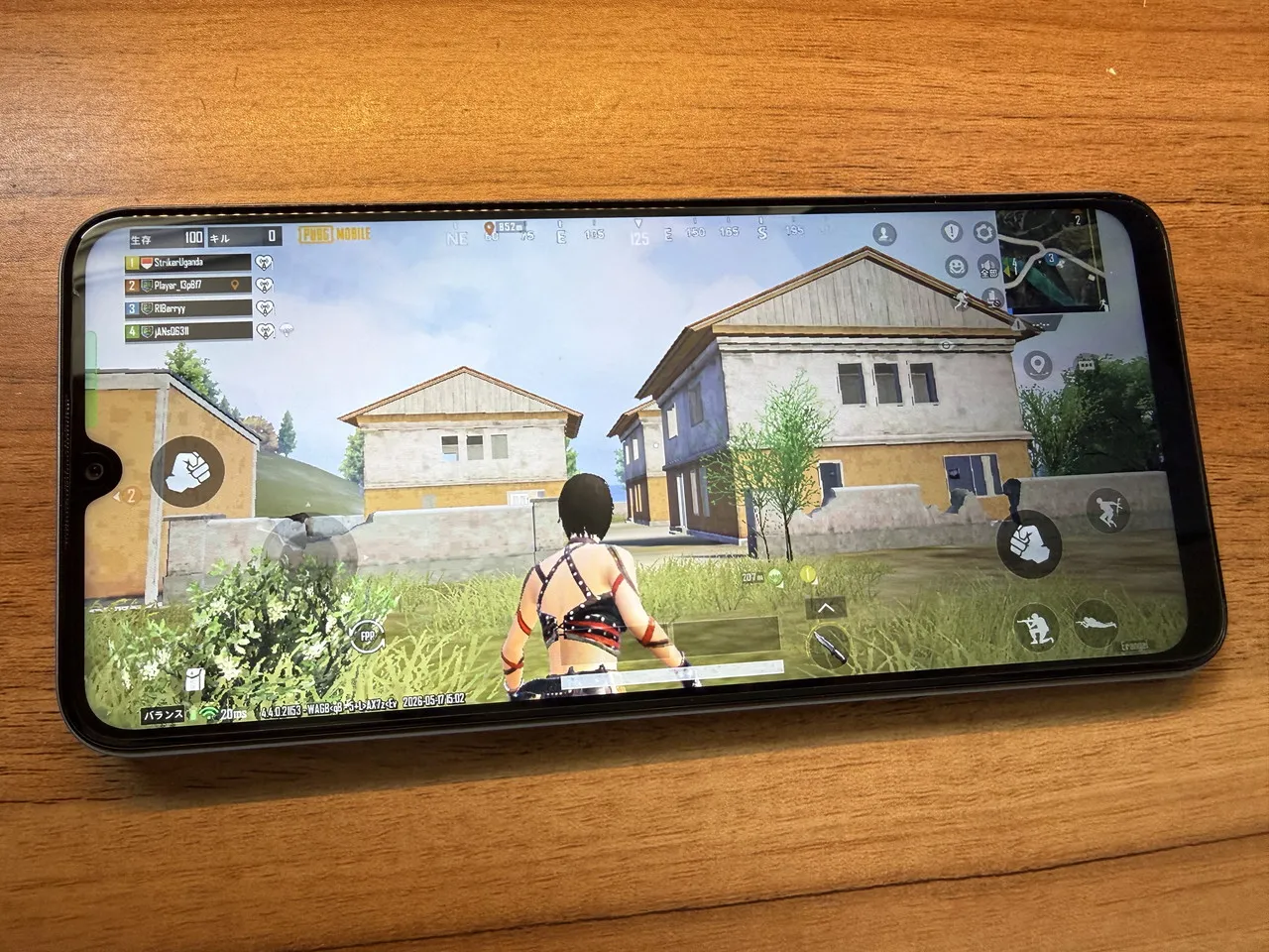 Blackview WAVE 10CでPUBGをプレイしている