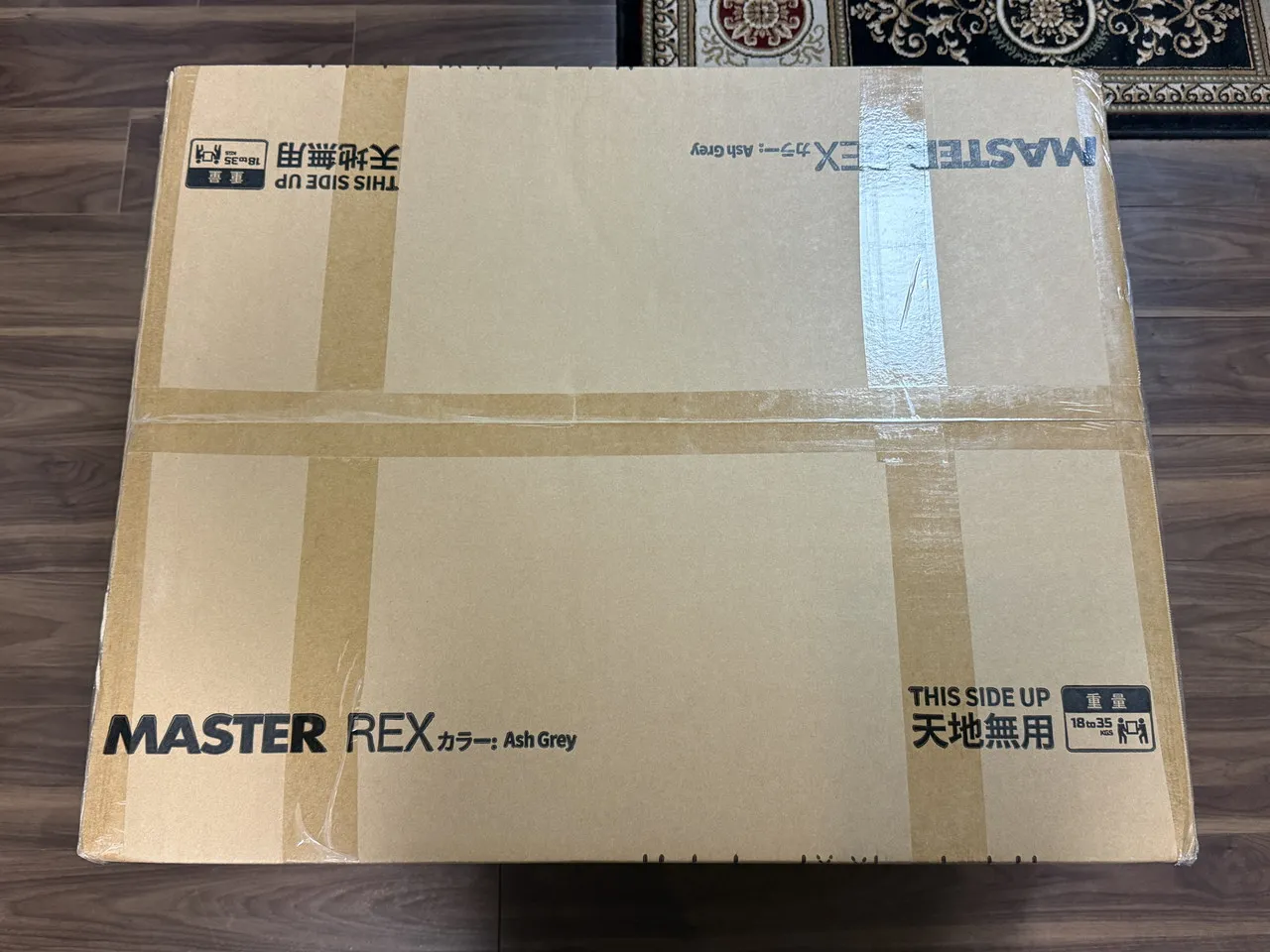 Boulies Master Rexの外箱