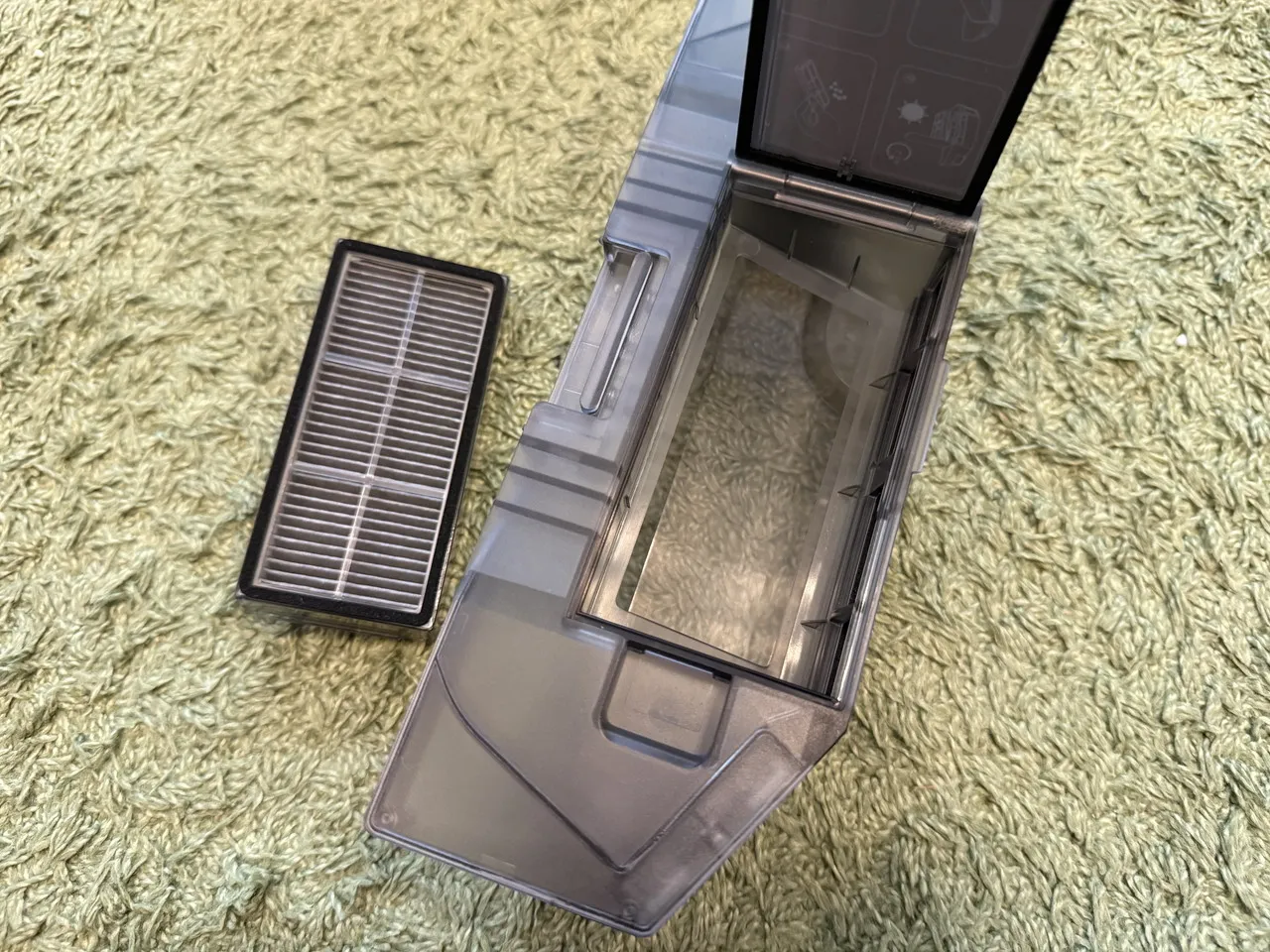 ダストボックスのパーツを解体した