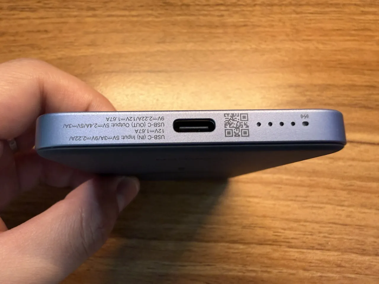 UGREEN Air 5000mAh マグネット式モバイルバッテリーのUSB-Cポート