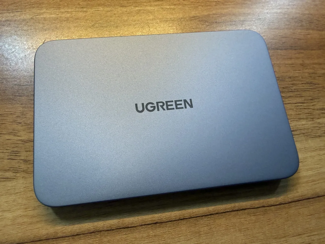 UGREEN Air 5000mAh マグネット式モバイルバッテリーの表面