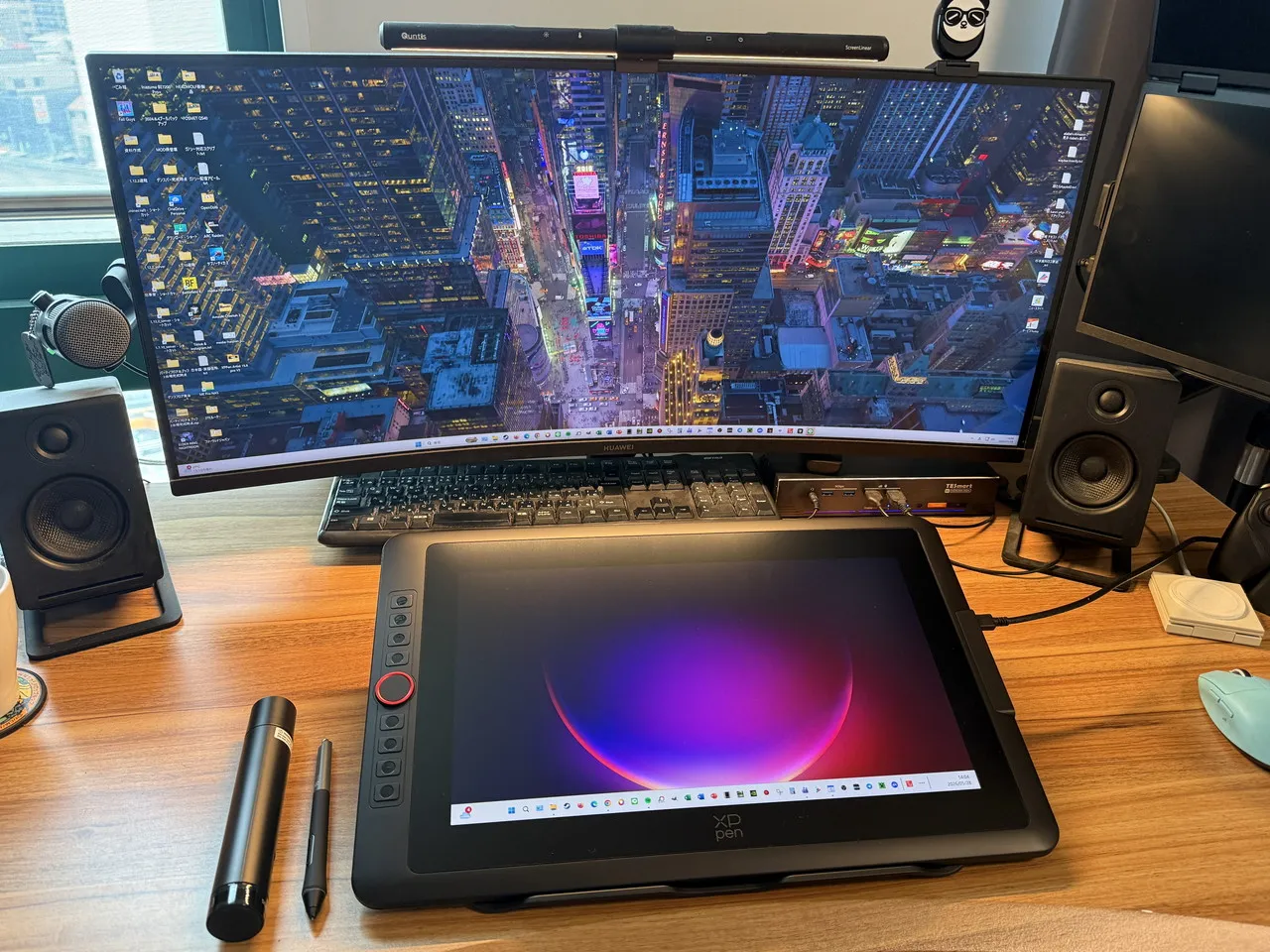 XPPen Artist 15.6 Pro V2をPCに接続している