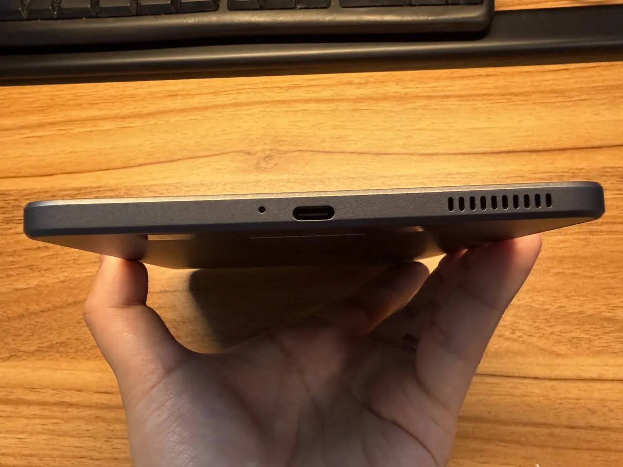 ALLDOCUBE iPlay 80 mini Proの下部インターフェース