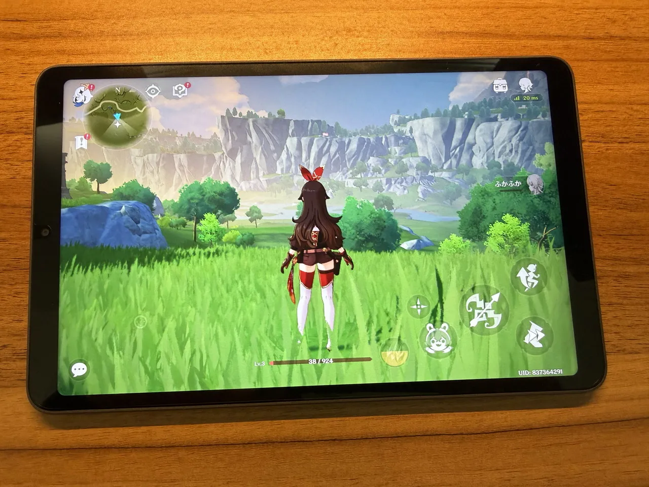 ALLDOCUBE iPlay 80 mini Proで原神をプレイしている