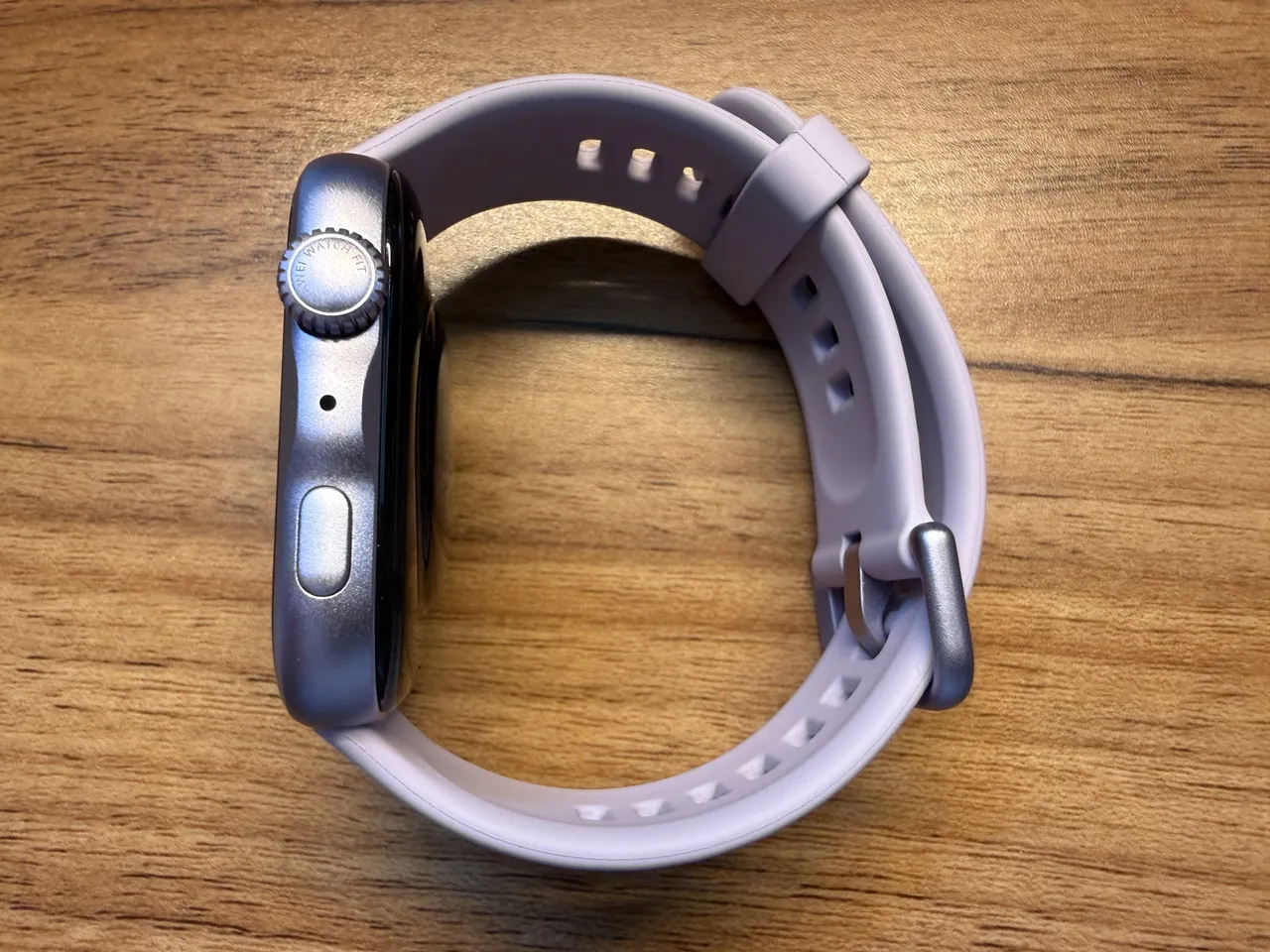 HUAWEI WATCH FIT 5の右側面