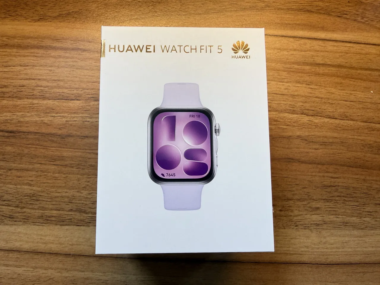 HUAWEI WATCH FIT 5の外箱