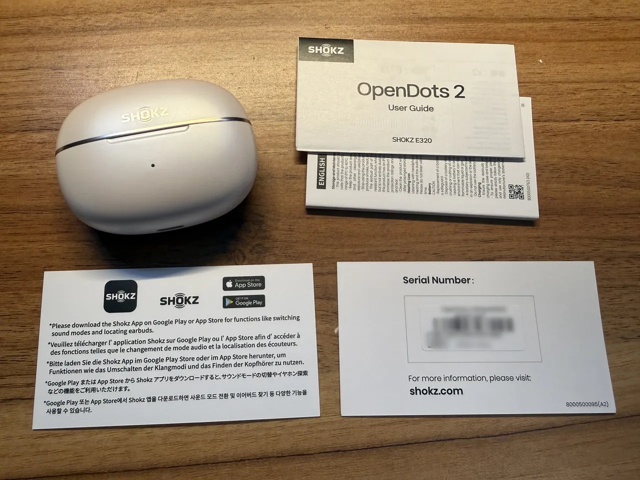Shokz OpenDots 2のパッケージ付属品一式