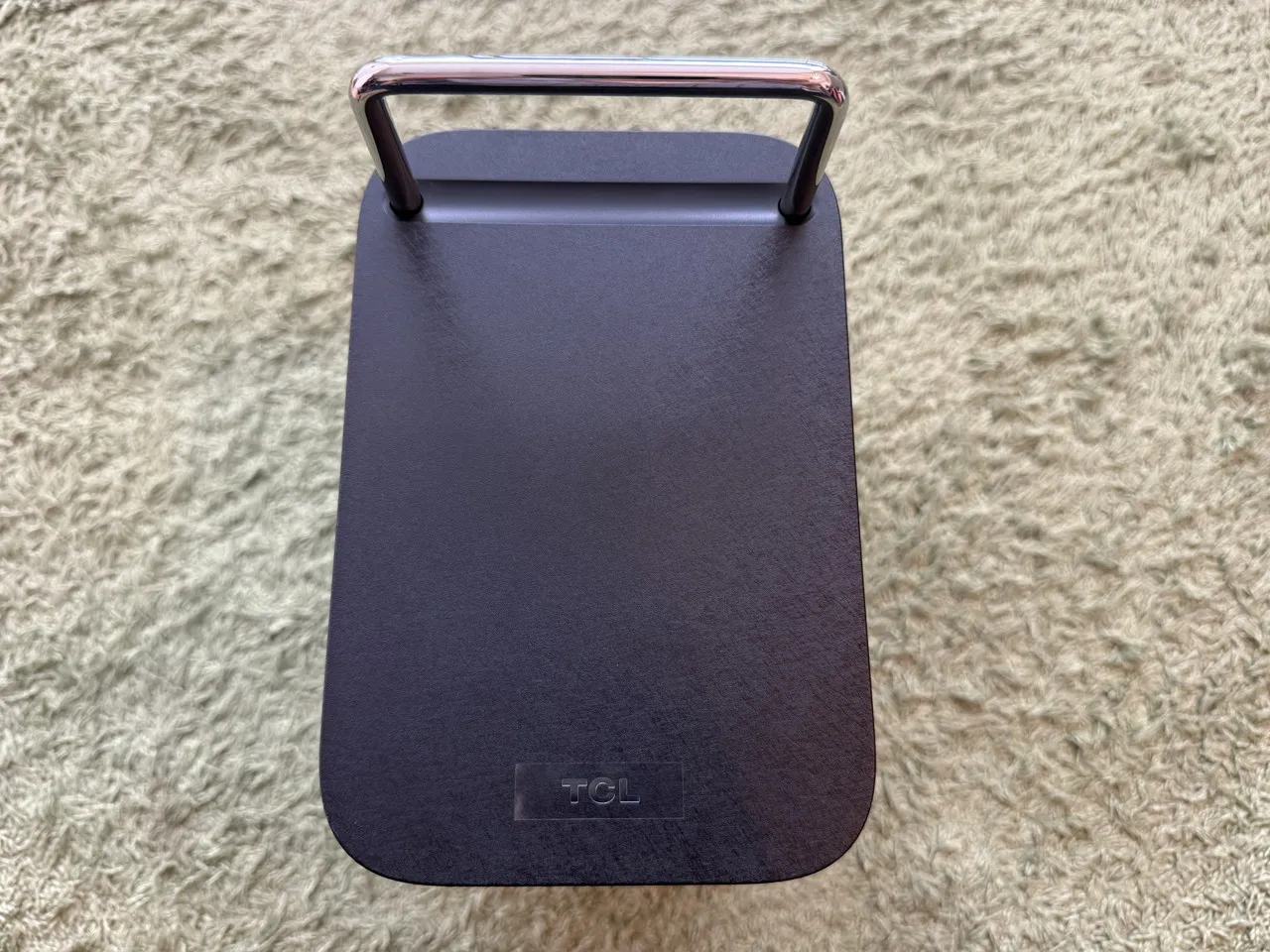 TCL A1sの上部