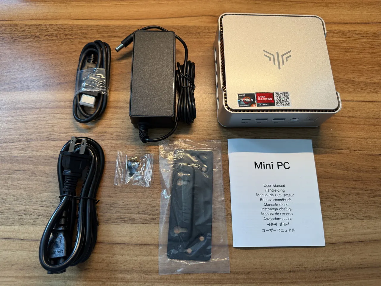 NiPoGi P2のパッケージ内容