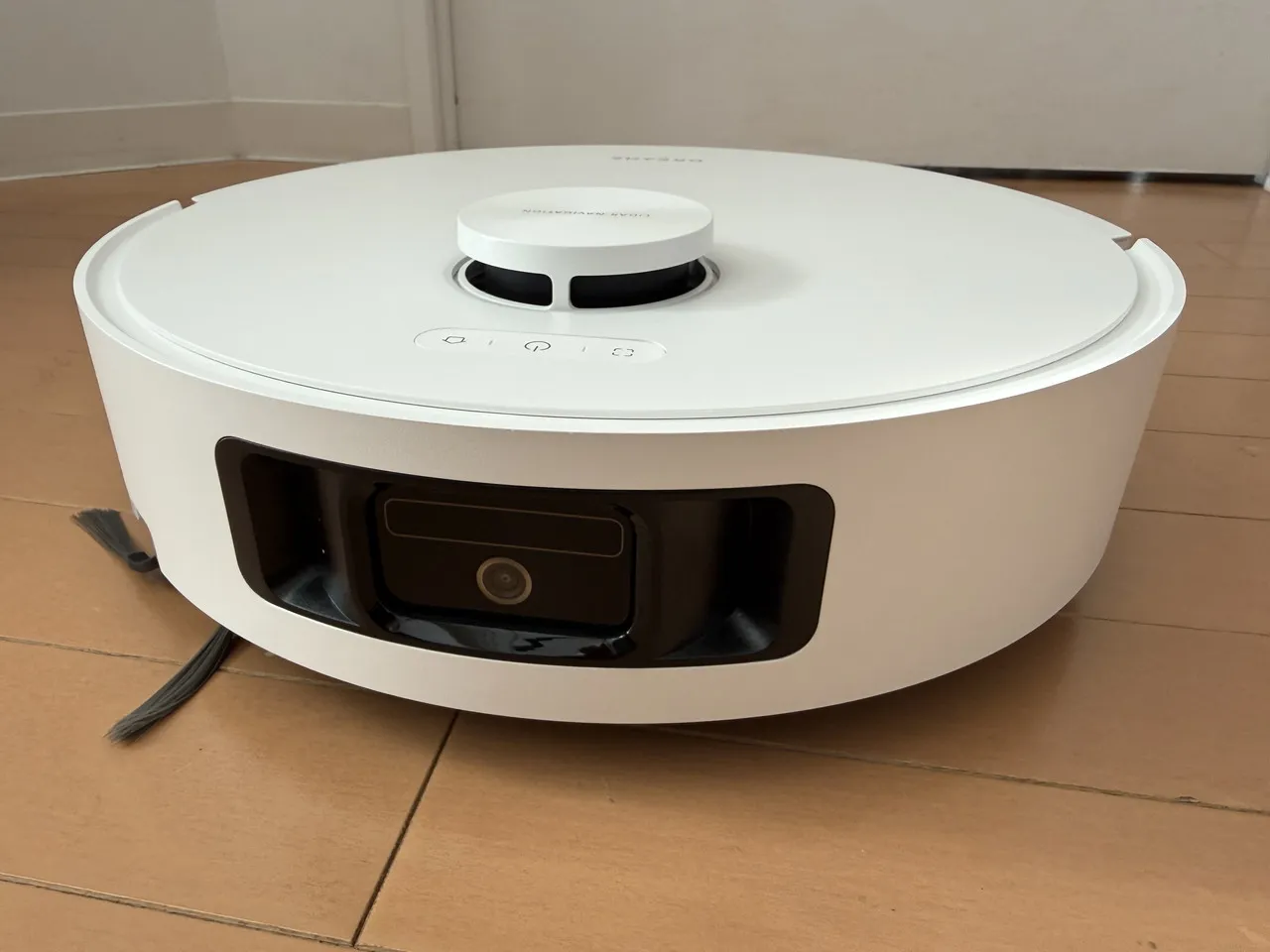 ロボット掃除機の外観(正面アングル)