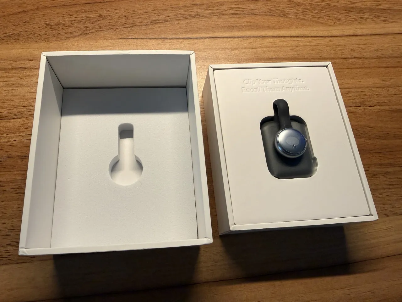SwitchBot AIマインドクリップの箱を開けた