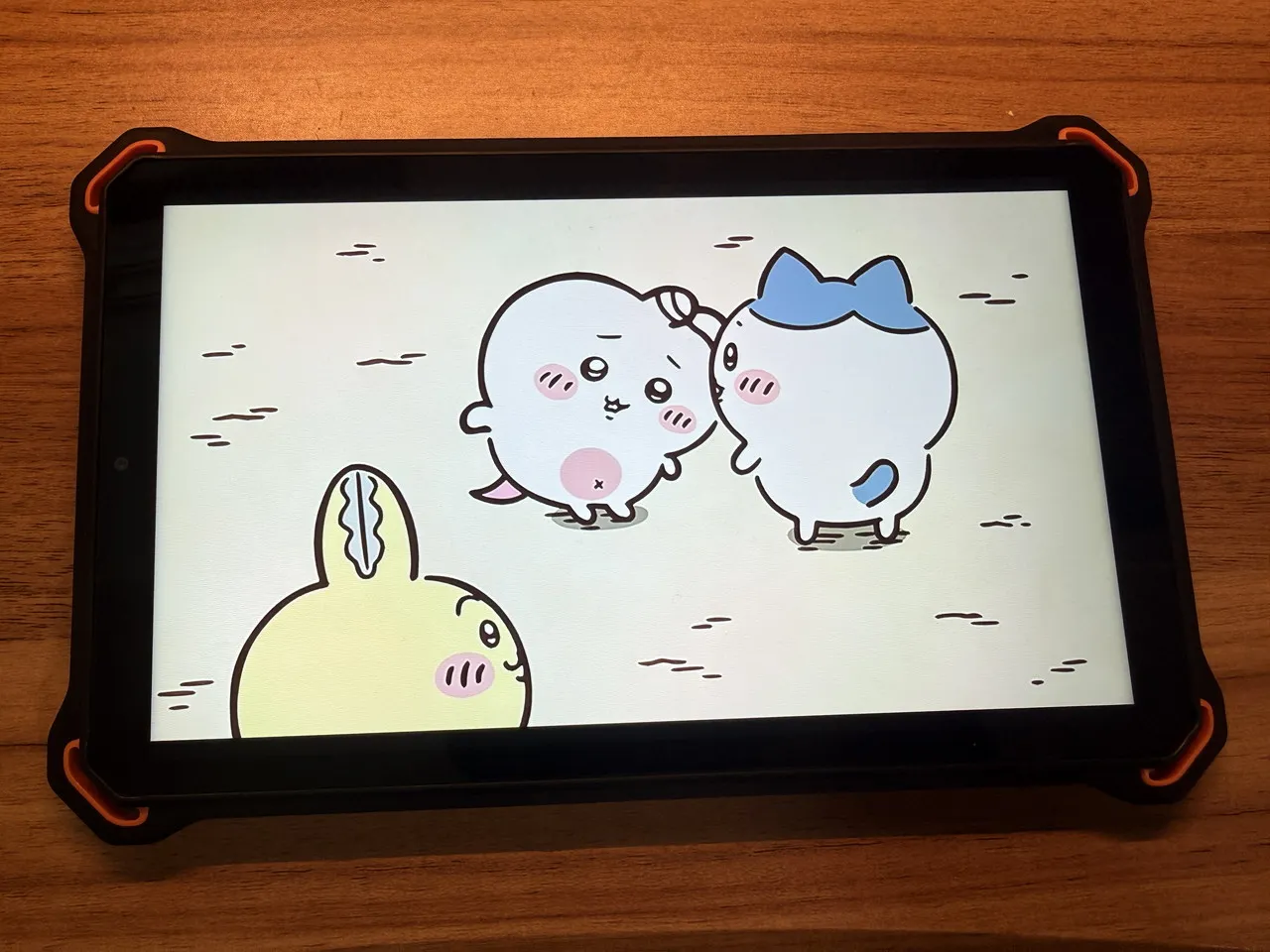 AGM PAD P3 Compactでアニメ動画を再生している