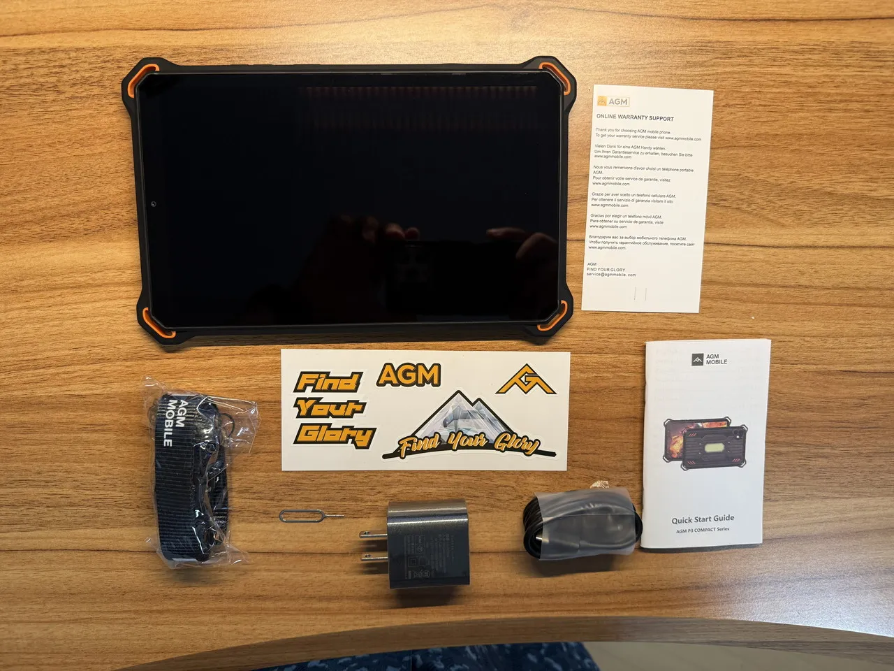 AGM PAD P3 Compactのパッケージ付属品一式