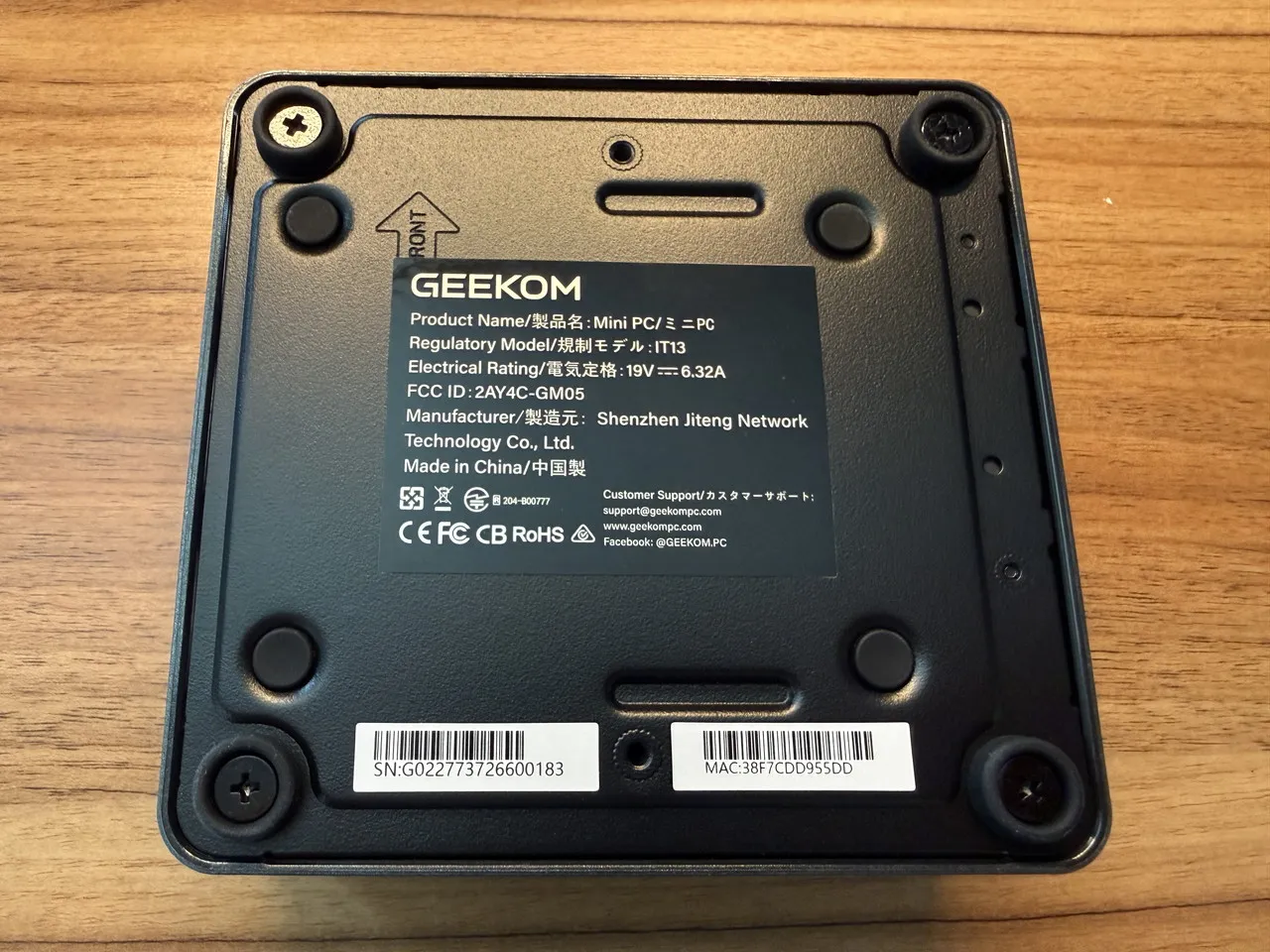 GEEKOM IT13 2026 Editionの底部