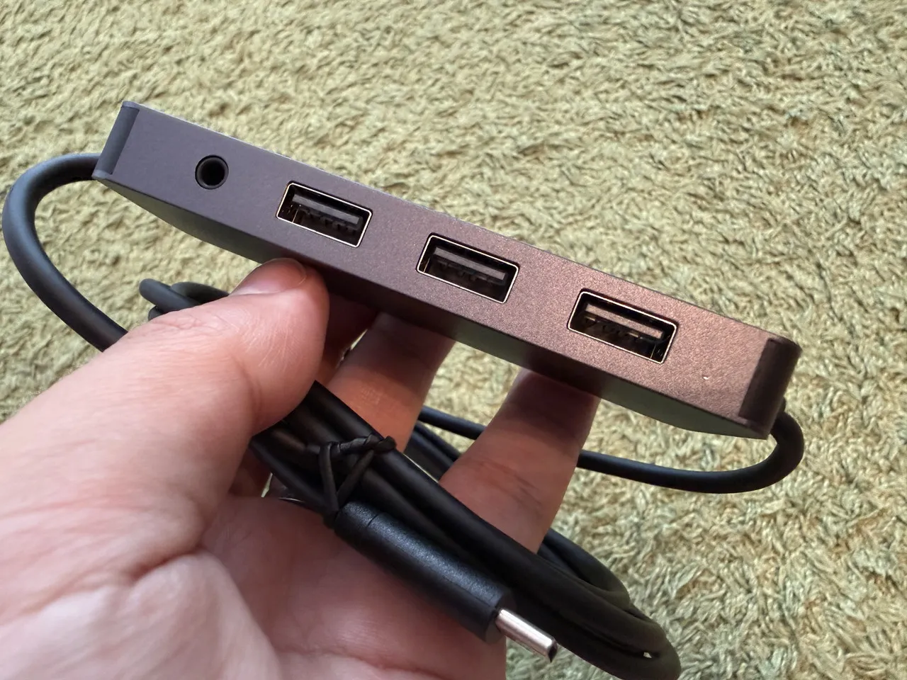 専用USBハブのインターフェース