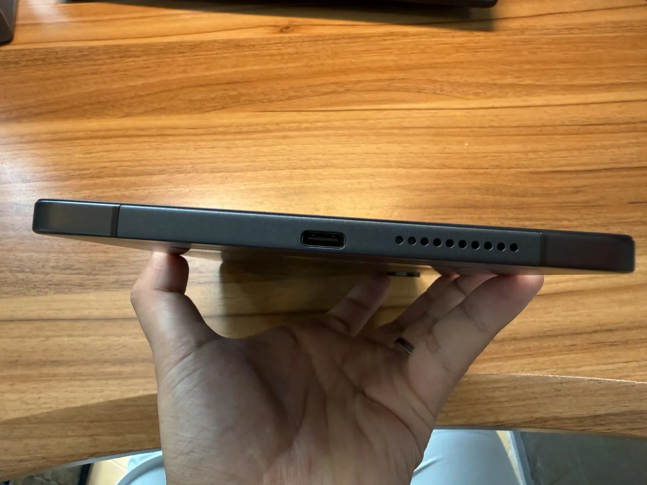TECLAST T60Miniの下部インターフェース