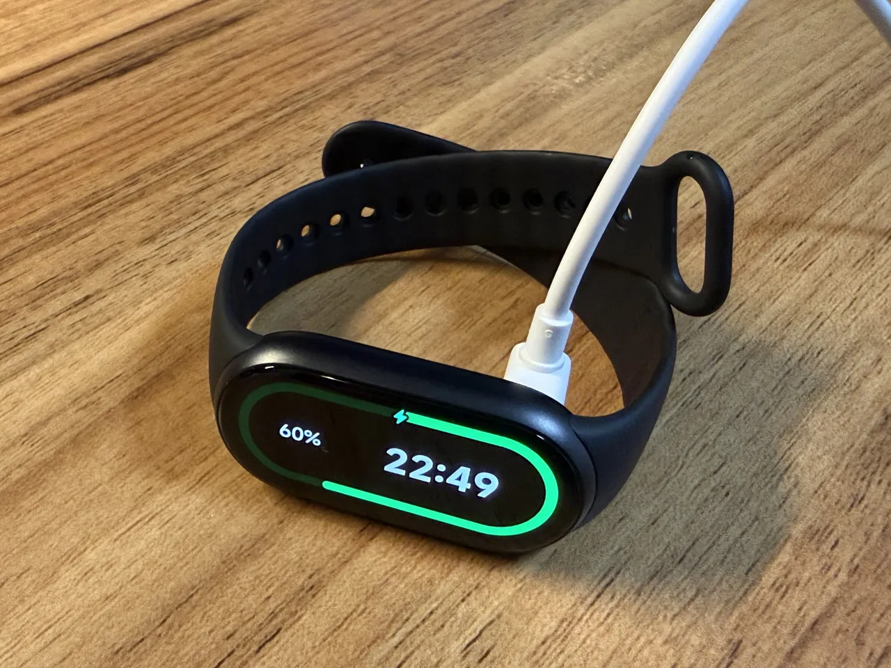 充電中のXiaomi Smart Band 11