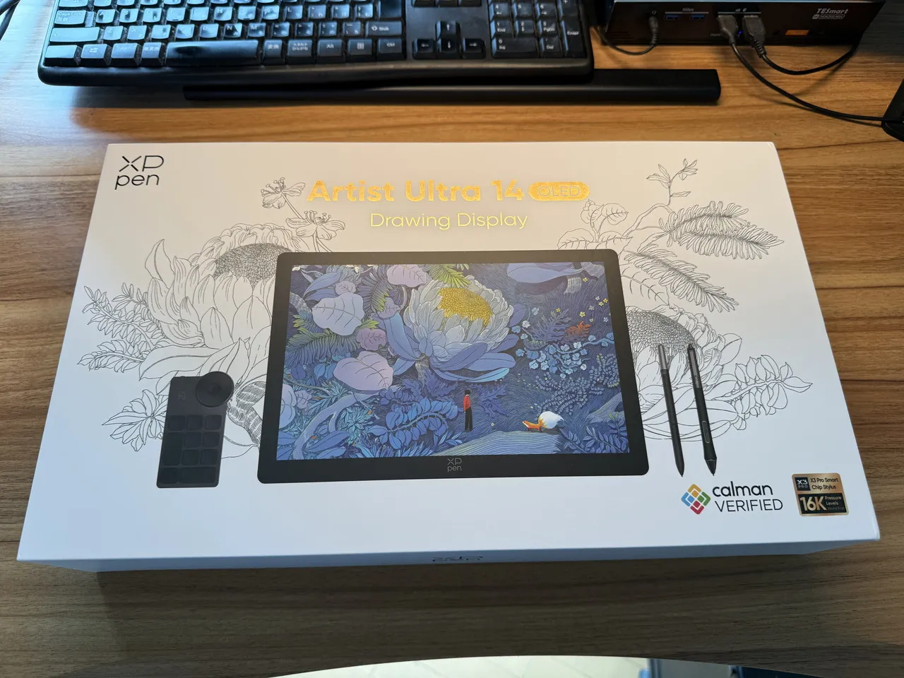 XPPen Artist Ultra 14の外箱