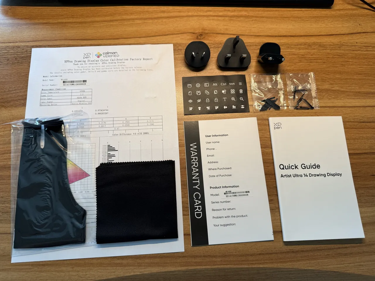 XPPen Artist Ultra 14の付属品1
