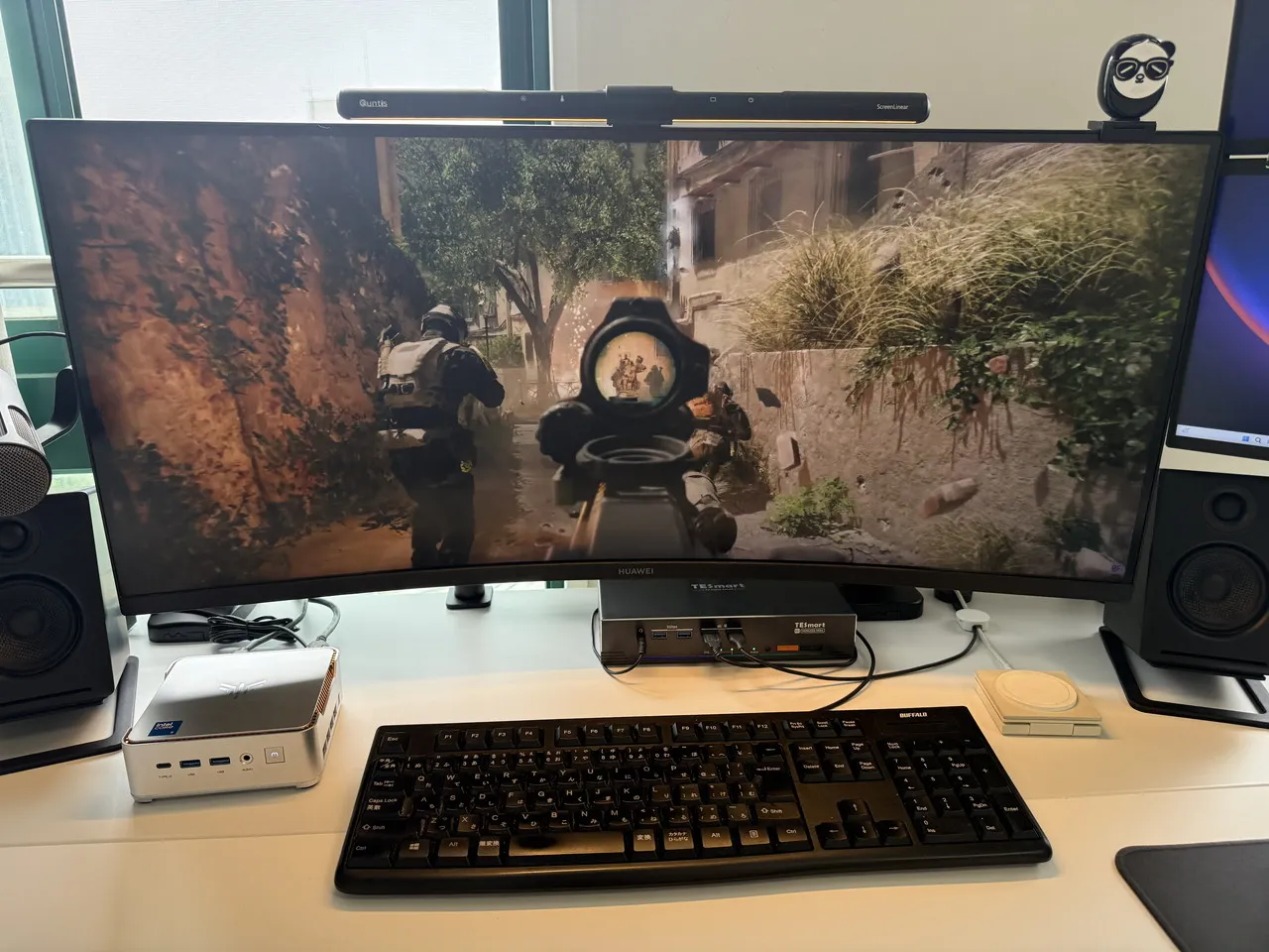 NiPoGi P2(Core 5 320)でゲームプレイ動画を再生している