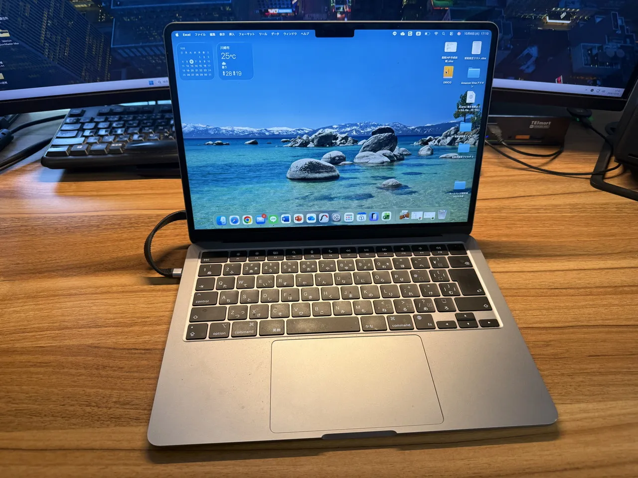 ORICO K20 Mini接続中のMacBook Air