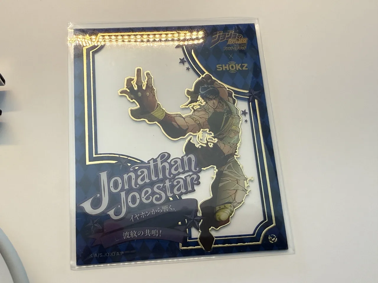 ジョナサンが描かれたコラボ限定のクリアカード