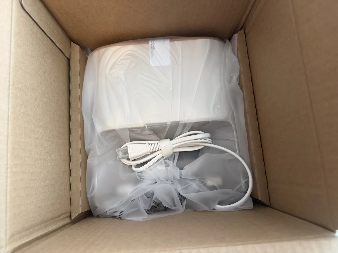 SwitchBot K11+ Proの箱を開けた