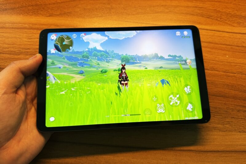 BNCF BPad Mini Ultraで原神をプレイしている様子