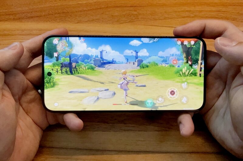 iQOO 15 Ultraで原神をプレイしている様子