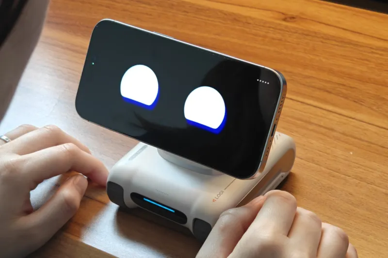 ユーザーに向き合ってくれるLOOI（ルーイ）