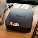 デスク上で稼働しているACEMAGIC K1 7330U